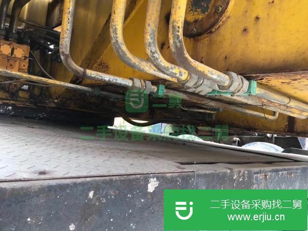 河南出售一臺(tái)徐工吊車(chē)