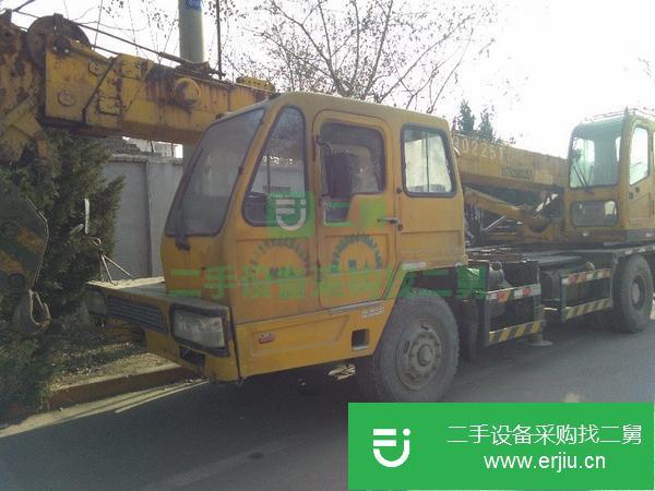 陜西出售十二噸徐工吊車,滑膛齒,高低速車況沒問題的,