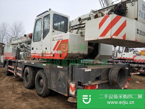 山西出售25噸中聯(lián)吊車，四節(jié)臂，全手續(xù)