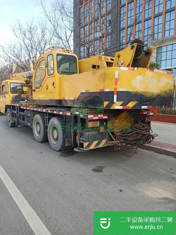 山東出售二手徐工吊車,無事故,剛審?fù)贶?全車鋼絲胎