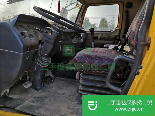 河南出售一臺徐工吊車，手續齊全，正常審車，車況精品，提檔過戶