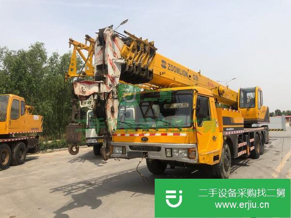 內蒙古出售二手中聯25h5汽車吊