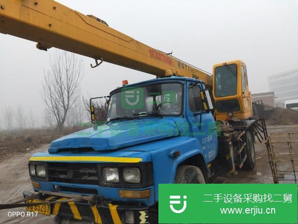 山東出售二手的吊車,車況板正,手續齊全,保險齊全