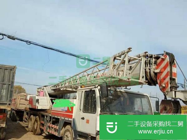 湖南出售二手的中聯吊車,手續齊全原車漆,推桿