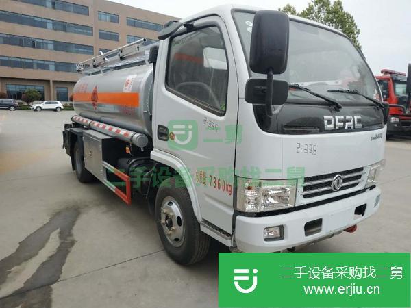 天津出售二手藍牌5噸東風多利卡油罐車