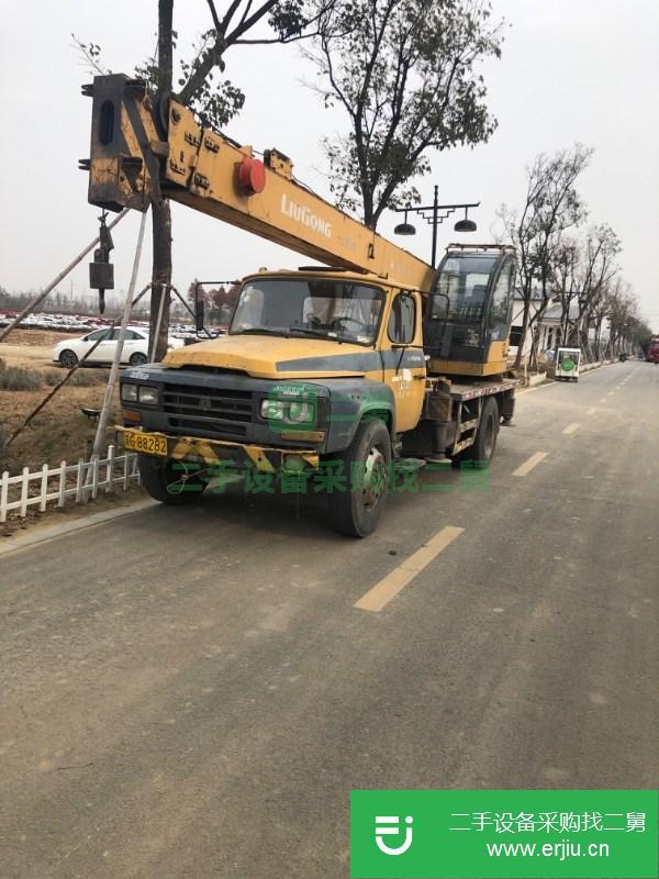 江蘇出售二手柳工8噸吊車
