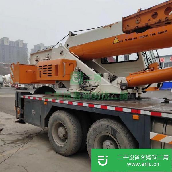 河南出售二手中聯(lián)國四V5汽車吊