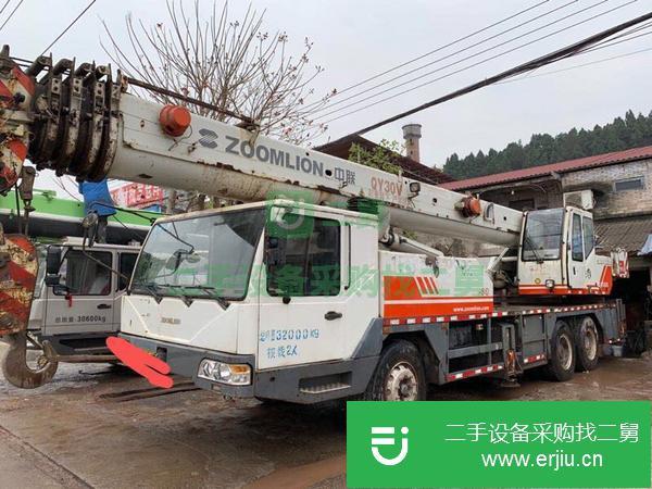 四川出售二手中聯30V5汽車吊