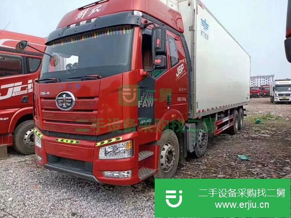 山東出售轉讓9.6米解放冷藏車