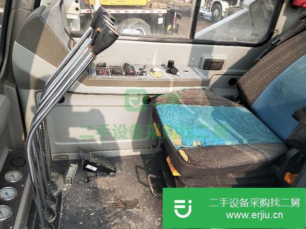 河南出售二手20噸中聯(lián)吊車，原車油漆，四節(jié)臂，車況好