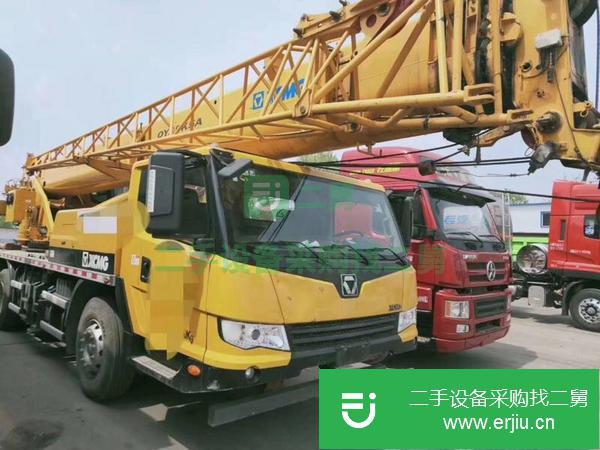 河南出售一臺徐工吊車