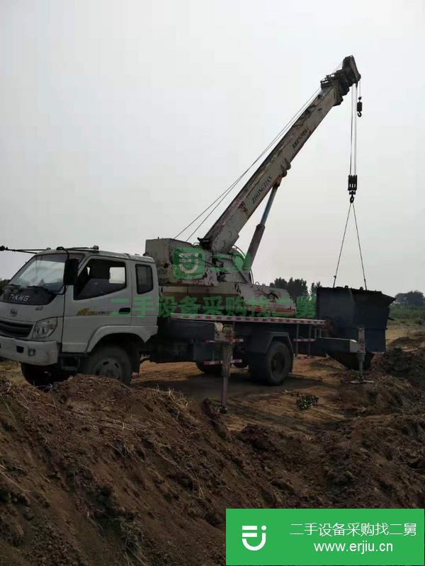 山東出售二手12噸吊車，沒有手續