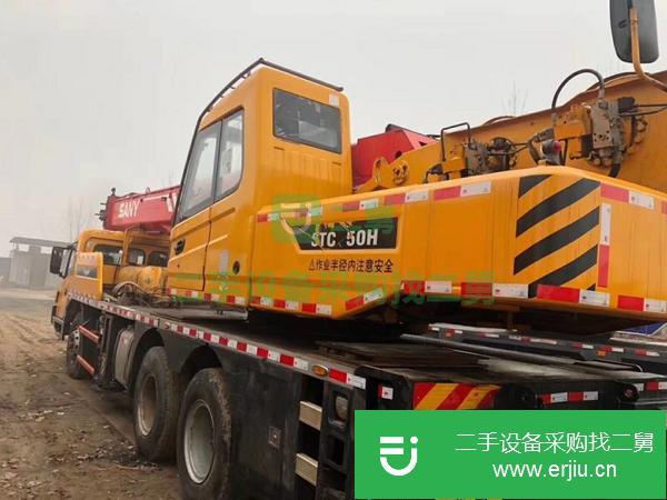 河南出售二手的吊車，手續齊全原車油漆，協議過戶