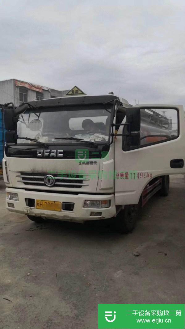 浙江出售二手的油罐車，兩萬公里數,可異地年審