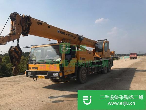 河南出售二手徐工吊車，四節臂五條腿，車況非常好