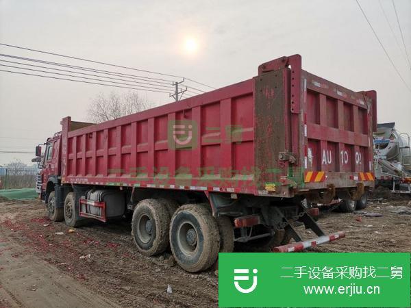 甘肅出售18年8.6米前四后八豪沃自卸車