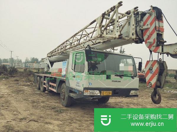 安徽出售二手25噸中聯吊車，四節臂，全手續