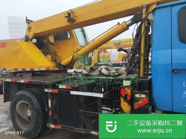 山東出售二手的吊車,車況板正,手續齊全,保險齊全
