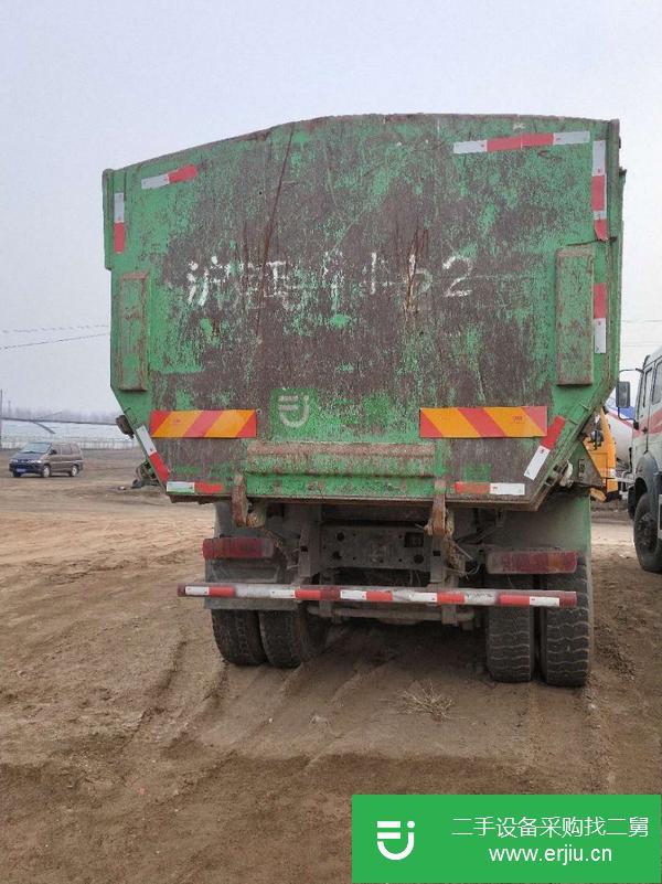 山東出售二手豪沃自卸車