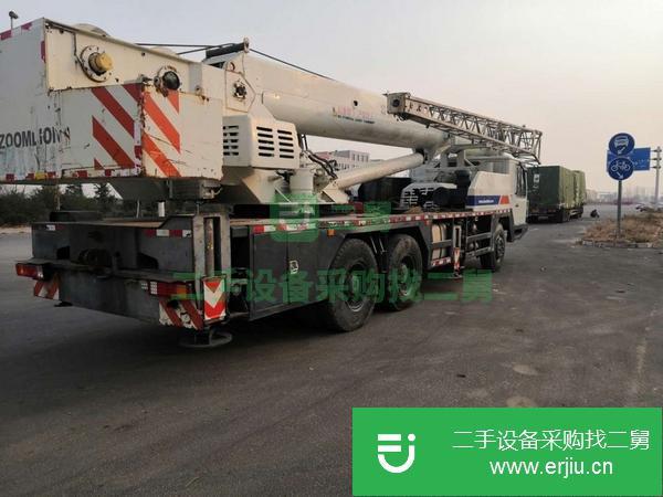 河南出售二手中聯30噸吊車