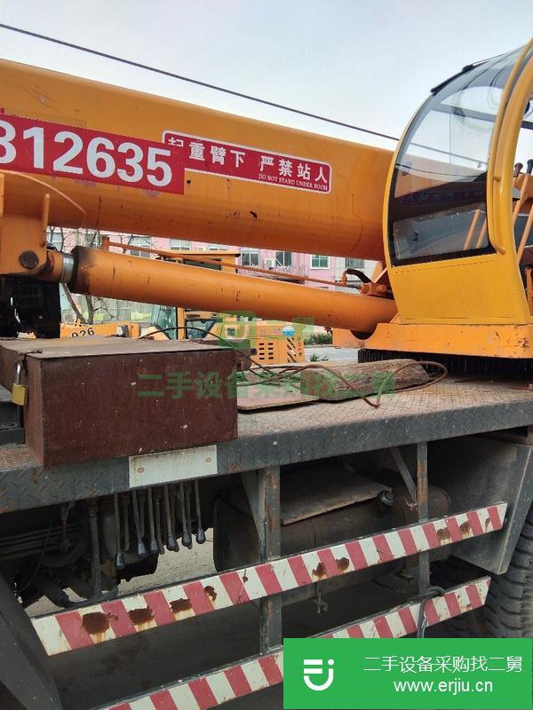 山東出售二手的吊車 三油路,帶雙杠柴油機
