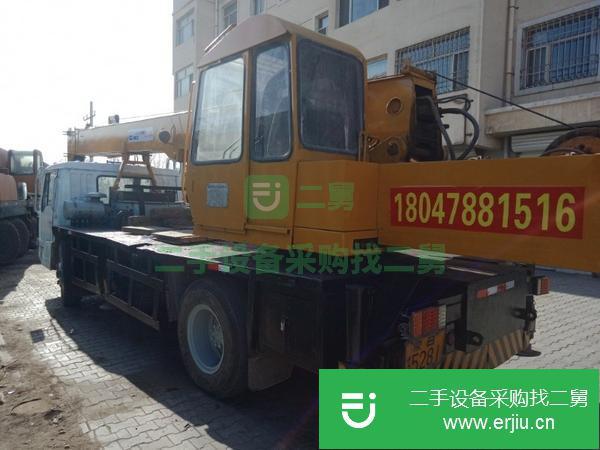內蒙古出售轉讓12噸吊車，正常年檢無漏油
