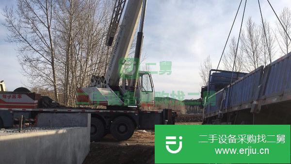 內蒙古出售轉讓中聯吊車，手續齊全  五節竿 推桿操作大小勾有勁