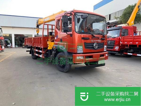 湖北出售二手的吊車，玉柴160馬力。法式特8檔。