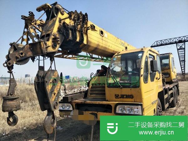 河北出售徐工吊車，手續齊全，原版原漆
