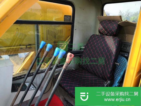 河南出售一臺徐工吊車，手續齊全，正常審車，車況精品，提檔過戶