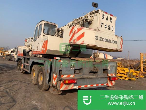 河南出售中聯吊車一臺，車況精品沒有事故 包過戶提檔