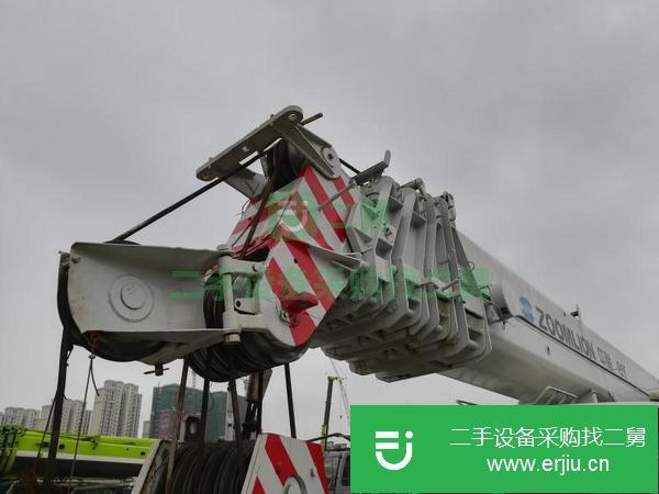 河南出售二手中聯(lián)吊車，車況板正
