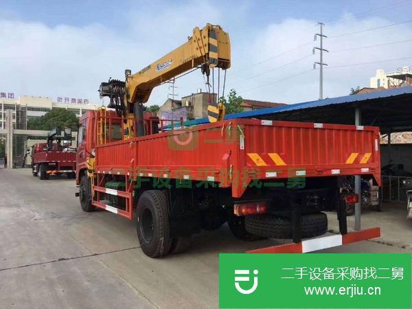 四川出售二手國五東風8噸隨車吊