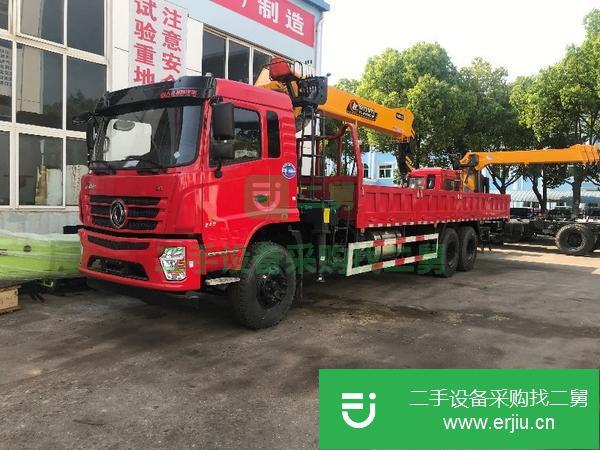 湖北出售二手12T吊車,東風底盤,玉柴240馬力發動機,法士特8檔高低變速箱