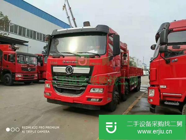 浙江出售二手吊車，東風D7L前四后八,玉柴290馬力,上裝宏昌天馬12噸5節臂,貨箱8.3米