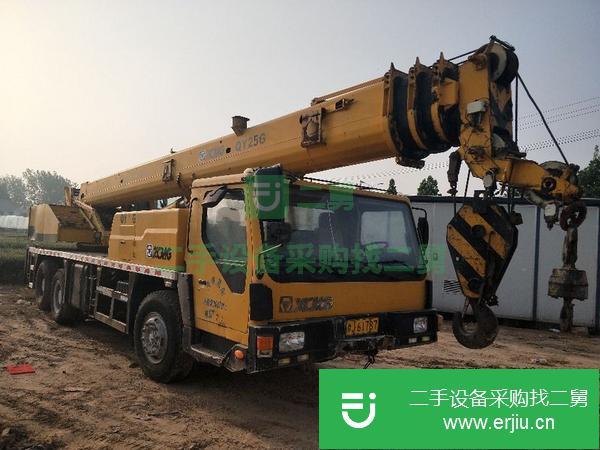安徽出售徐工20噸吊車，原車原版，四節(jié)臂，車況好，可以過戶可以協(xié)議