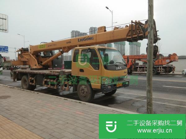 河南出售二手柳工8噸4節(jié)臂汽車吊