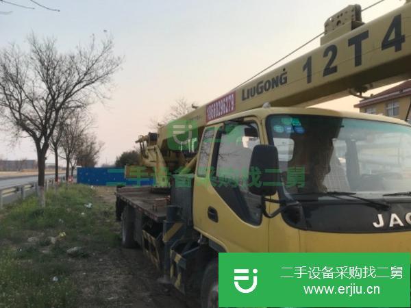 山東出售二手柳工吊車八噸四節臂,手續齊全,濰坊戶,必須過戶,保險剛買一個多月,車況非常好,高速輕松跑一百碼