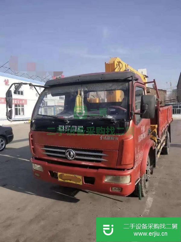湖北出售二手徐工吊車，車廂長4.8米。