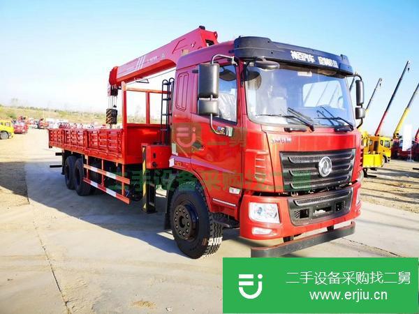 湖北出售轉(zhuǎn)讓東風(fēng)吊車玉柴240馬力，法士特9檔變速箱帶高低檔，貨箱尺寸8300