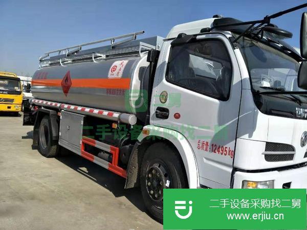 廣東出售8噸工地專(zhuān)用油罐車(chē)
