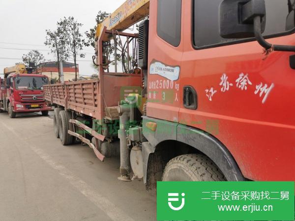江蘇出售二手后八輪徐工12噸隨車吊