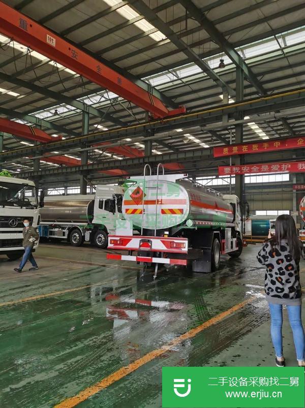 河北出售二手東風多利卡8噸油罐車