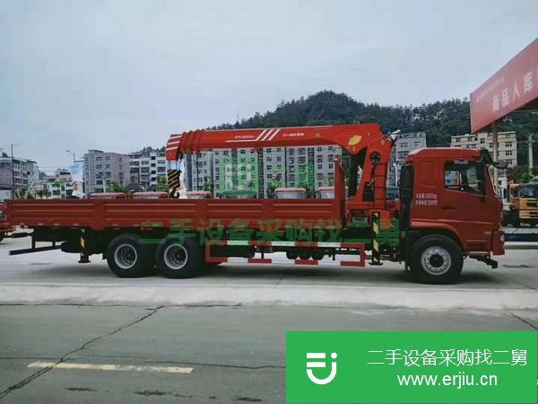 湖北出售后雙橋吊車，軒德后雙橋，玉柴240,法士特9檔變速箱，300三層通體大粱，11.00鋼絲胎