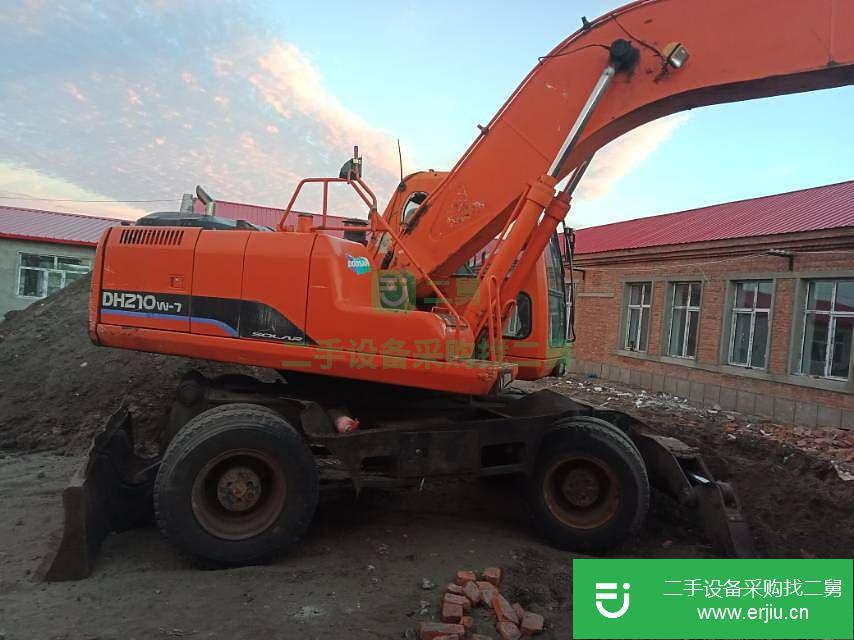 內蒙古出售二手斗山DH200-5挖掘機