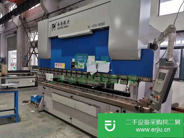 江蘇出售18年200/4000電液伺服全數控折彎機