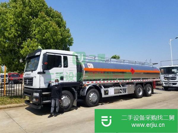 陜西出售二手重汽汕德卡前四后八鋁合金油罐車