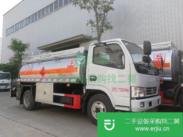 新疆出售5噸東風多利卡油罐車  包上戶可分期