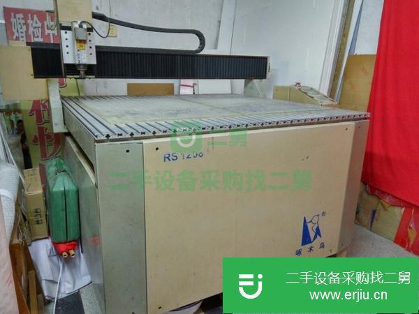 福建出售二手啄木鳥品牌雕刻機(jī)