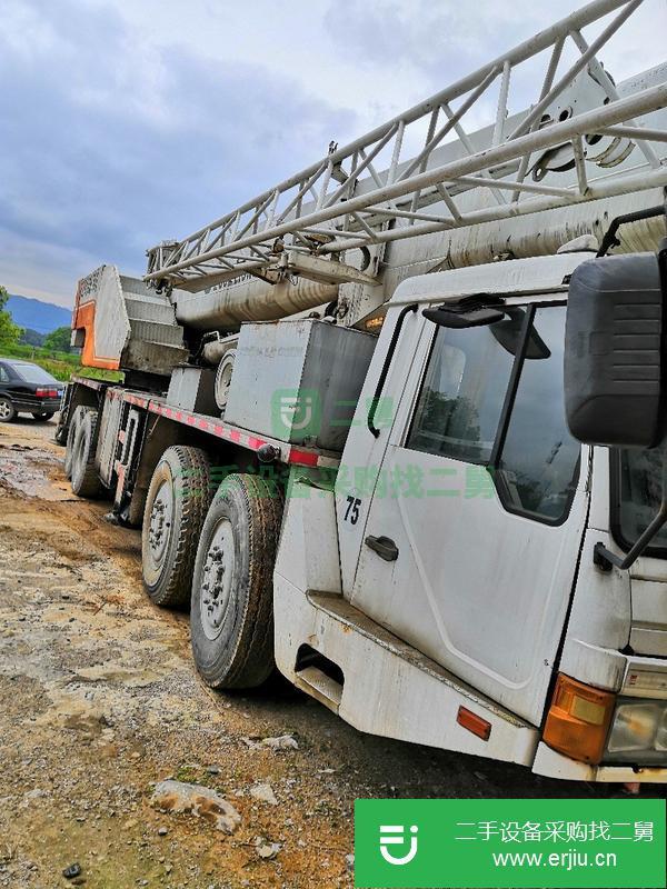 廣西出售轉讓65噸中聯吊車，年審保險剛買